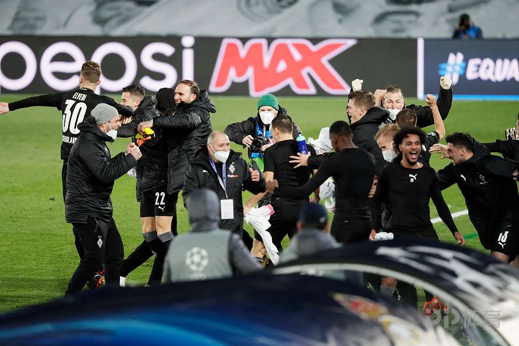 时显得有些 时显得有些