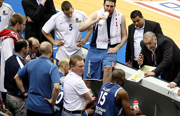 球员个人职 球员个人职